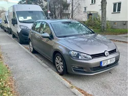 Grå Begagnad 2014 VW Golf VII Halvkombi | 65 900 kr (Marknadspris)
