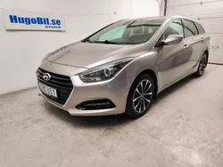Mörkgrå (gråmetallic) Begagnad 2016 Hyundai i40 Kombi | 139 500 kr (Lite dyr)