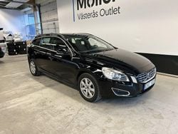 Svart Begagnad 2013 Volvo V60 Momentum Kombi | 114 000 kr (Bra pris)