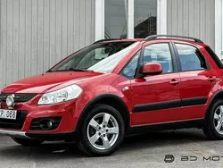 Röd Begagnad 2011 Suzuki SX4 Halvkombi | 69 800 kr (Lite dyr)