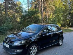Svart Begagnad 2012 VW Polo Halvkombi | 49 000 kr (Marknadspris)
