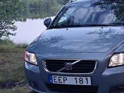 Blå Begagnad 2010 Volvo V50 Summum Kombi | 38 000 kr (Marknadspris)