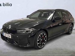 Svart Begagnad 2025 BMW 330e Kombi | 589 900 kr