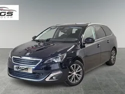Mörkblå (blå) Begagnad 2014 Peugeot 308 Allure Kombi | 88 900 kr (Marknadspris)