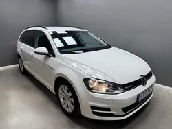 Vit Begagnad 2015 VW Golf VII Sport Kombi | 89 900 kr (Marknadspris)