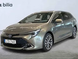 Grön Begagnad 2024 Toyota Corolla Kombi | 324 900 kr