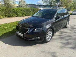 Svart Begagnad 2020 Skoda Octavia Style Kombi | 120 000 kr (Dyr)