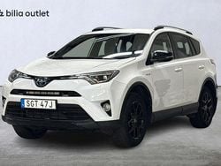 Vit Begagnad 2018 Toyota RAV4 Hybrid Edition SUV | 229 900 kr (Marknadspris)