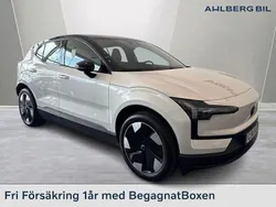 Vit Begagnad 2023 Volvo EX30 Plus SUV | 374 500 kr