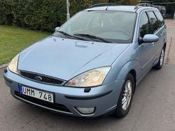 Blå Begagnad 2004 Ford Focus Kombi | 14 900 kr (Bra pris)