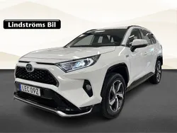 Vit Begagnad 2021 Toyota RAV4 Hybrid Active SUV | 369 000 kr (Bra pris)