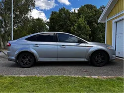 Grå Begagnad 2008 Ford Mondeo Titanium Halvkombi | 30 000 kr