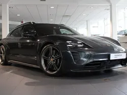Grå Begagnad 2022 Porsche Taycan Turbo S Sport Turismo Sedan | 1 395 000 kr