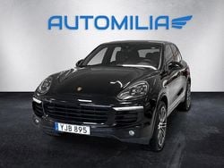 Svart Begagnad 2016 Porsche Cayenne Platinum Edition SUV | 319 900 kr (Dyr)