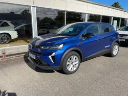 Blå Begagnad 2025 Renault Captur Evolution SUV | 249 900 kr