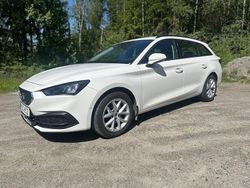 Vit Begagnad 2022 Seat Leon ST 4Drive Kombi | 130 000 kr