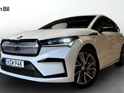 Vit (moon white metallic) Ny 2024 Skoda Enyaq iV SportLine SUV | 628 375 kr (Lite dyr)