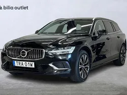 Svart Begagnad 2022 Volvo V60 Core Kombi | 359 900 kr (Lite dyr)