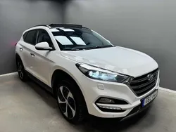 Vit Begagnad 2016 Hyundai Tucson Premium SUV | 144 900 kr (Marknadspris)
