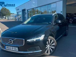Svart Begagnad 2021 Volvo V90 Inscription Kombi | 319 900 kr (Marknadspris)