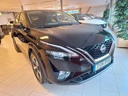 Svart Begagnad 2023 Nissan Qashqai SUV | 329 900 kr (Dyr)