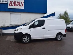 Vit Begagnad 2011 Nissan NV200 Van | 44 500 kr (Marknadspris)