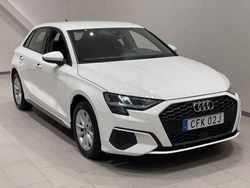 Vit (ibisvit) Begagnad 2023 Audi A3 Sportback Proline Halvkombi | 223 900 kr (Bra pris)