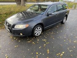 Grå Begagnad 2010 Volvo V70 Summum Kombi | 35 000 kr (Lite dyr)