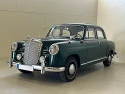 Mörkblå Begagnad 1958 Mercedes 190 Sedan | 129 000 kr