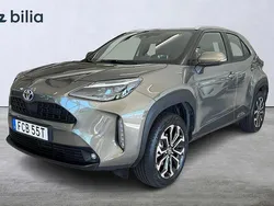 Grön Begagnad 2022 Toyota Yaris Cross Active SUV | 279 900 kr (Marknadspris)