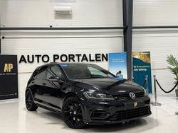 Svart Begagnad 2018 VW Golf VII R Halvkombi | 249 900 kr (Lite dyr)