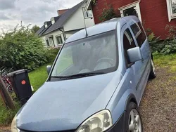 Blå Begagnad 2008 Opel Combo Minibuss | 26 500 kr (Marknadspris)