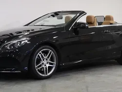 Svart Begagnad 2015 Mercedes E320 AMG Cab | 365 000 kr
