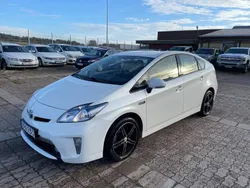 Vit Begagnad 2014 Toyota Prius Halvkombi | 169 900 kr (Bra pris)