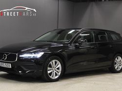 Svart Begagnad 2020 Volvo V60 Momentum Kombi | 234 900 kr (Marknadspris)
