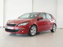 Mörkröd Begagnad 2015 Peugeot 308 Active Halvkombi | 109 800 kr (Marknadspris)
