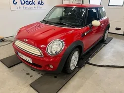 Röd Begagnad 2010 Mini ONE Salt Halvkombi | 42 900 kr (Marknadspris)