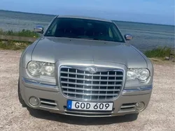 Grå Begagnad 2007 Chrysler 300C Touring Kombi | 57 500 kr (Marknadspris)