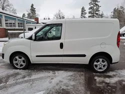 Vit Begagnad 2014 Opel Combo Minibuss | 49 900 kr