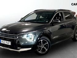 Mörkgrå (grey) Begagnad 2024 Kia Niro Advance SUV | 349 900 kr (Lite dyr)