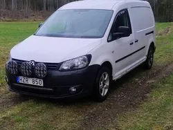 Vit Begagnad 2012 VW Caddy Maxi Minibuss | 75 000 kr (Dyr)