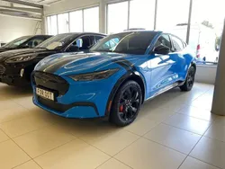 Blå Begagnad 2023 Ford Mustang Mach-E SUV | 569 000 kr