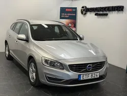 Silver Begagnad 2015 Volvo V60 Momentum Kombi | 119 900 kr (Bra pris)