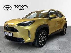 Gul Begagnad 2022 Toyota Yaris Hybrid Active SUV | 269 000 kr (Dyr)