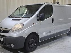 Grå Begagnad 2013 Opel Vivaro Van | 59 900 kr (Bra pris)