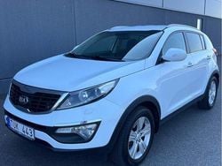 Vit Begagnad 2013 Kia Sportage EX SUV | 75 000 kr (Marknadspris)