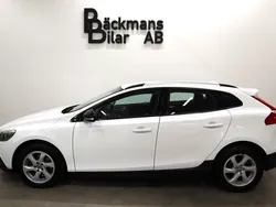 Vit Begagnad 2013 Volvo V40 CC Kombi | 148 000 kr (Lite dyr)