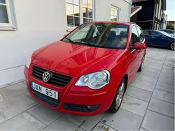 Röd Begagnad 2009 VW Polo Comfortline Halvkombi | 38 000 kr (Superpris)