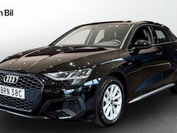 Brilliantsvart Begagnad 2023 Audi A3 Proline Sedan | 264 000 kr (Bra pris)