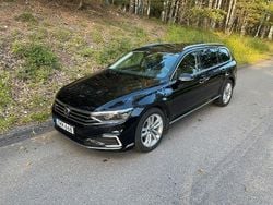 Svart Begagnad 2021 VW Passat GTE Kombi | 255 000 kr (Lite dyr)